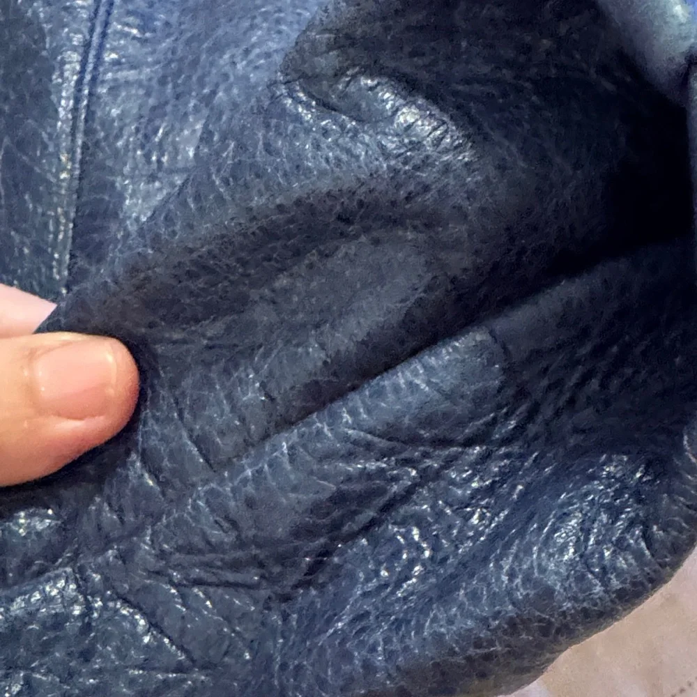 Juicy Couture Blue Tote Bag - Picture 13 of 14